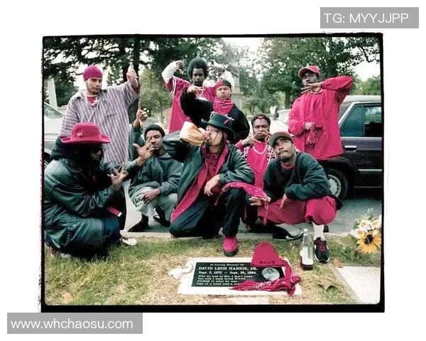 小脚足球球星崛起之路：从街头到赛场的传奇历程与奋斗精神